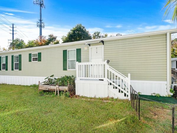 34 Shamrock Circle, Murrells Inlet, SC 29576