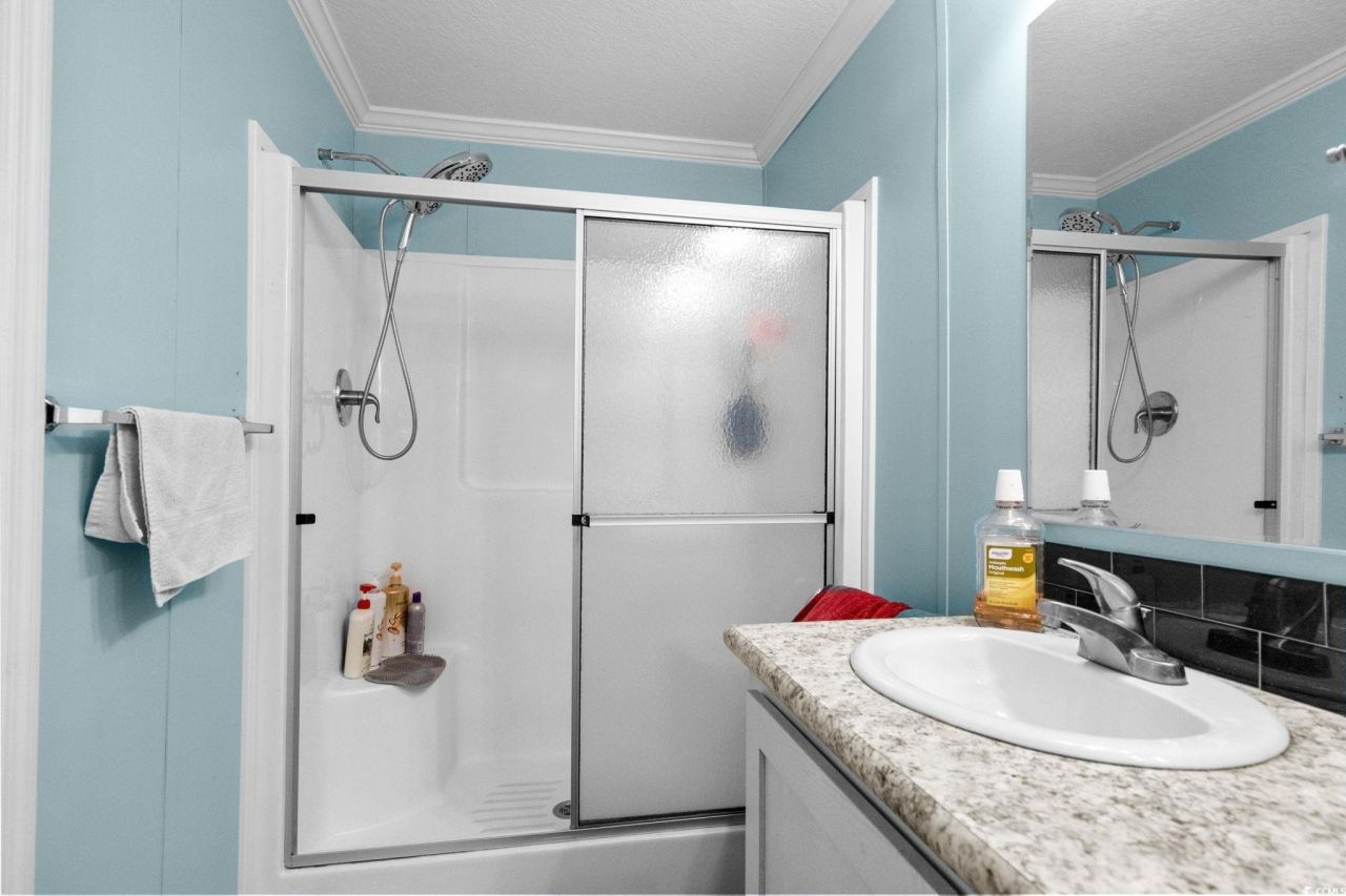 34 Shamrock Circle Photo 17