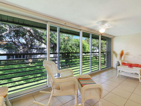 2 Westwood Avenue, Unit 207g, Tequesta, FL 33469