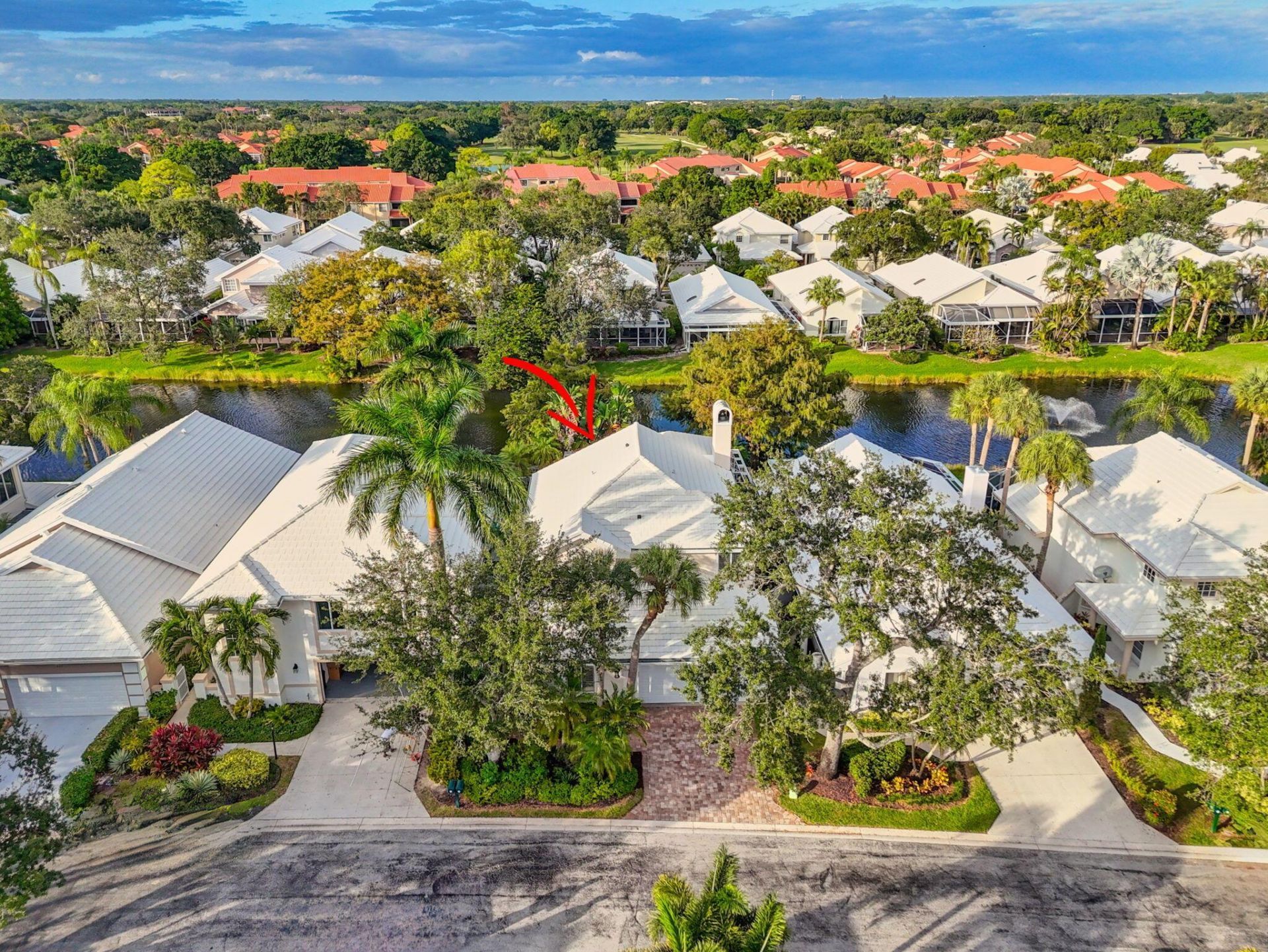 221 Canterbury Drive W, Palm Beach Gardens, FL 33418 Photo