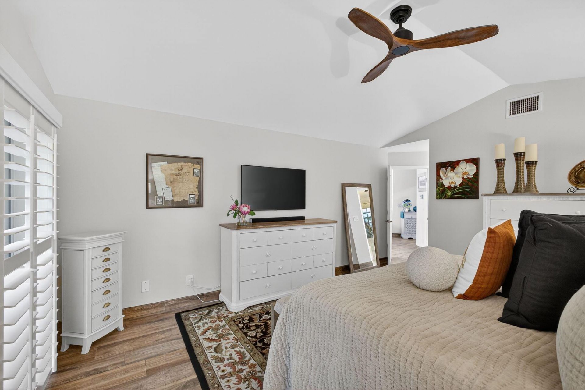 221 Canterbury Drive W, Palm Beach Gardens, FL 33418 Photo