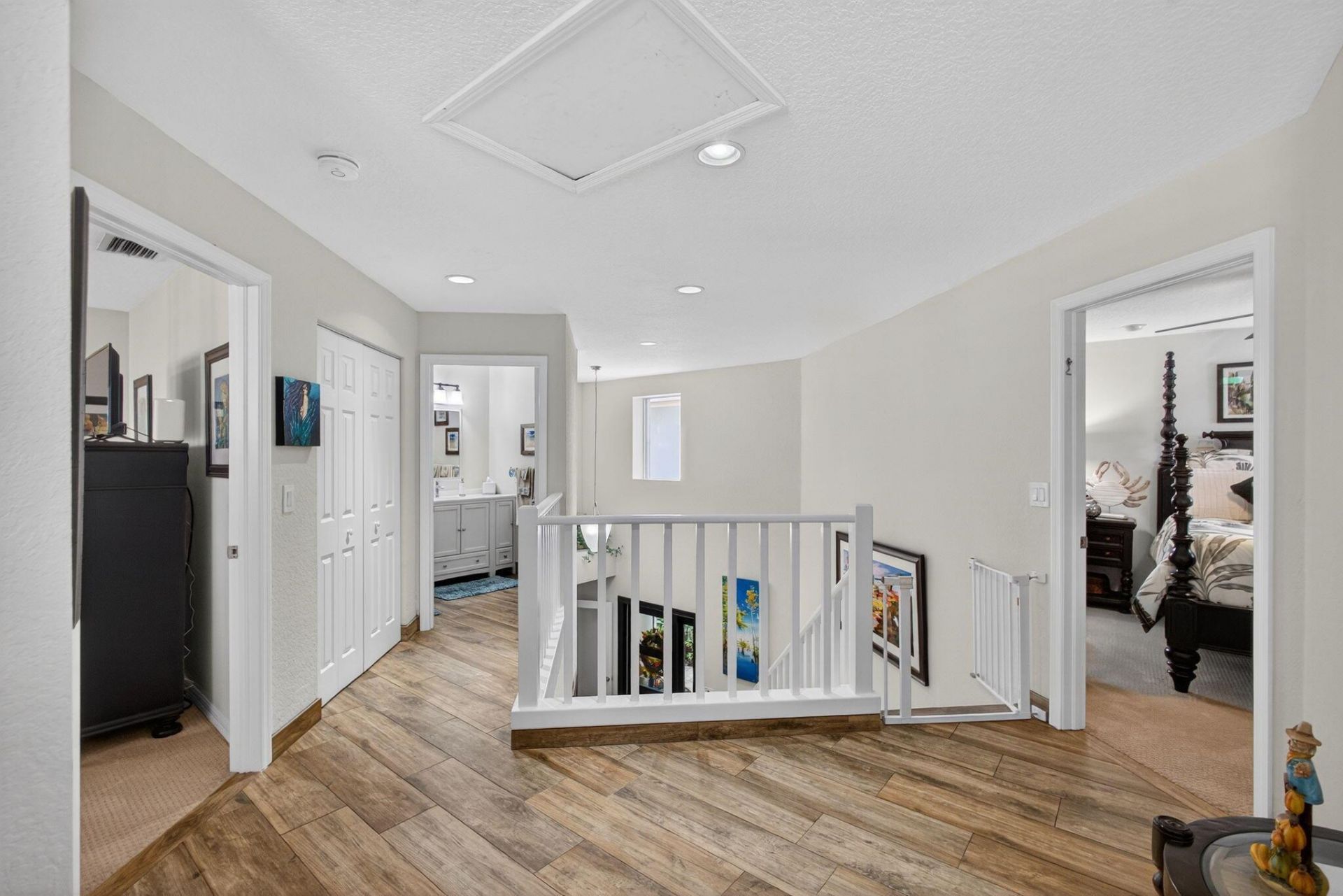 221 Canterbury Drive W, Palm Beach Gardens, FL 33418 Photo