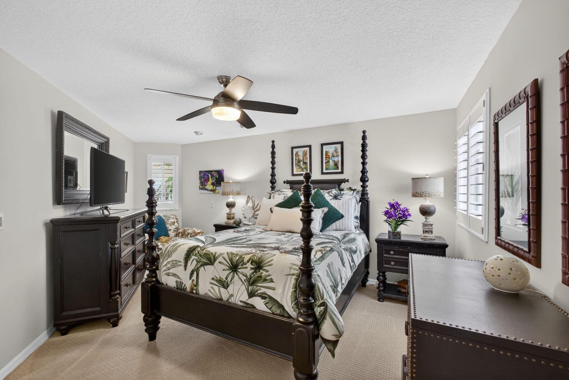 221 Canterbury Drive W, Palm Beach Gardens, FL 33418 Photo