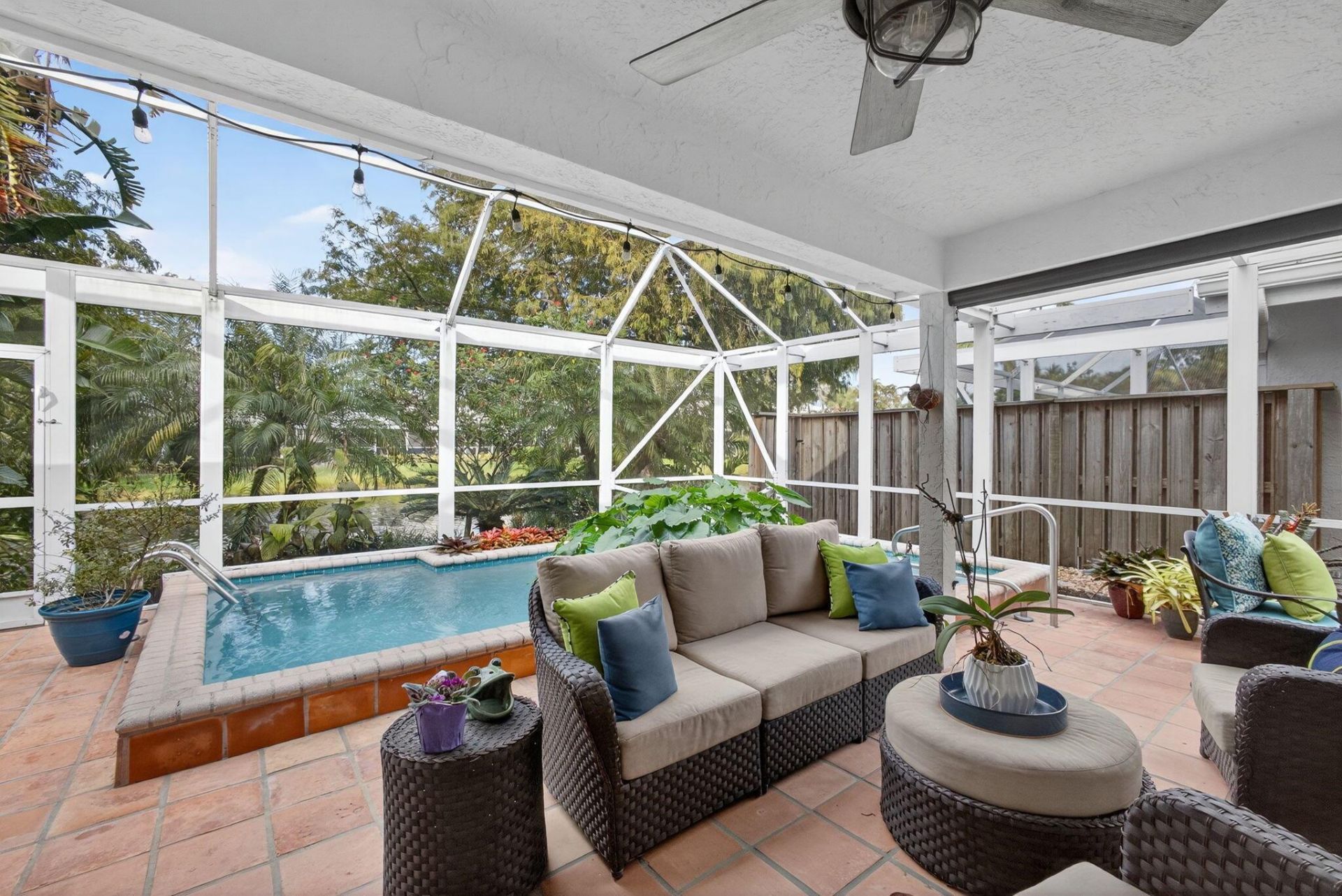 221 Canterbury Drive W, Palm Beach Gardens, FL 33418 Photo