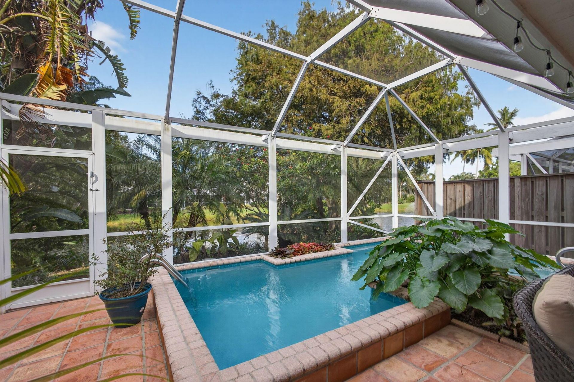 221 Canterbury Drive W, Palm Beach Gardens, FL 33418 Photo