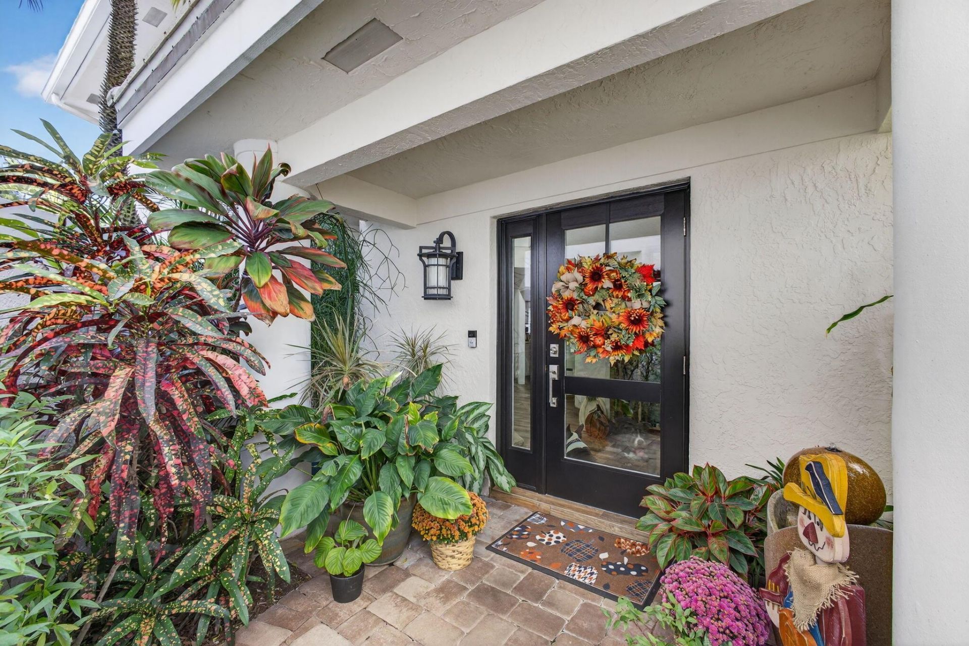 221 Canterbury Drive W, Palm Beach Gardens, FL 33418 Photo