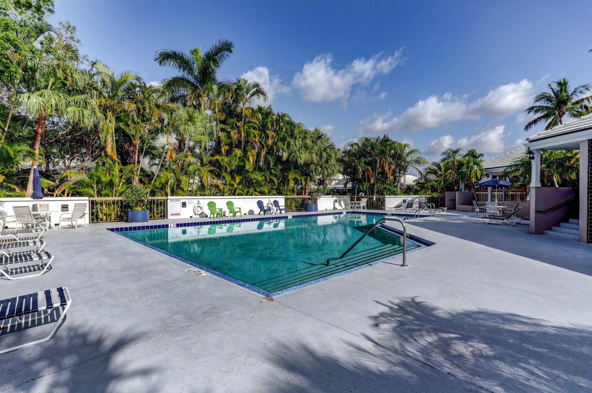 221 Canterbury Drive W, Palm Beach Gardens, FL 33418 Photo