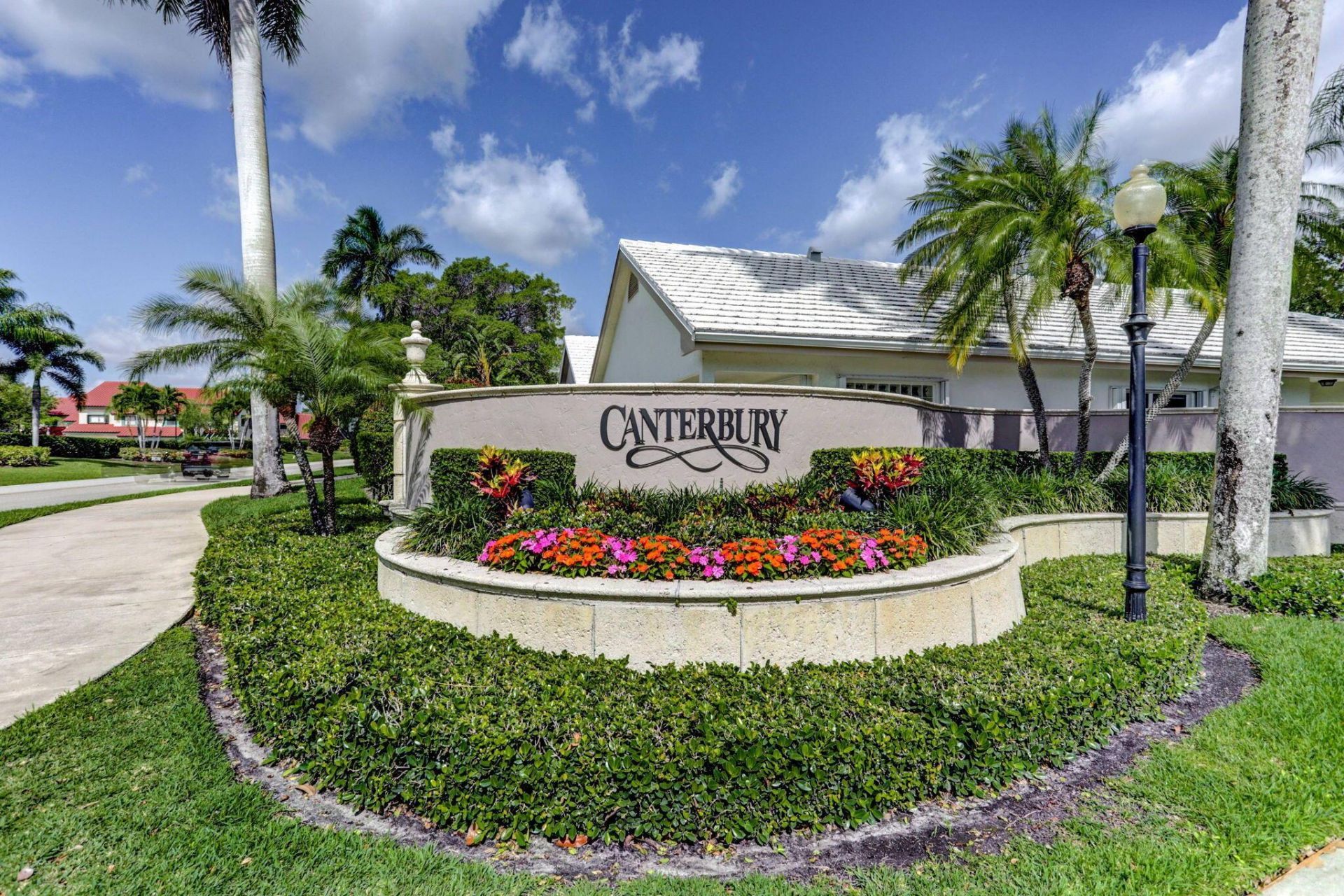 221 Canterbury Drive W, Palm Beach Gardens, FL 33418 Photo