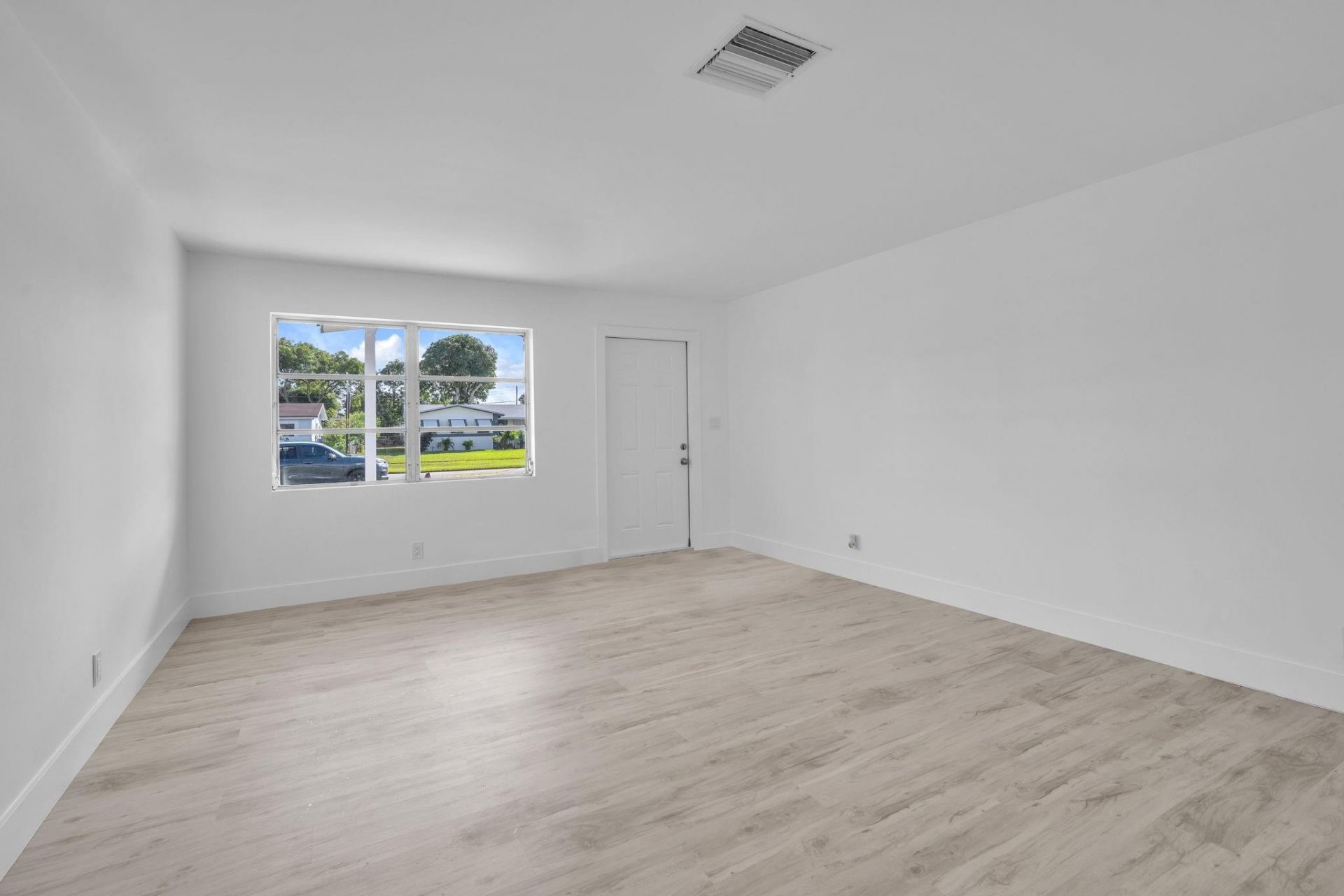 4911 NW 16th Street, Lauderhill, FL 33313 Photo
