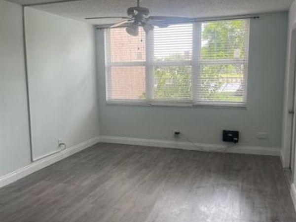 9441 LIVE OAK PL, Unit 107, Davie, FL 33324