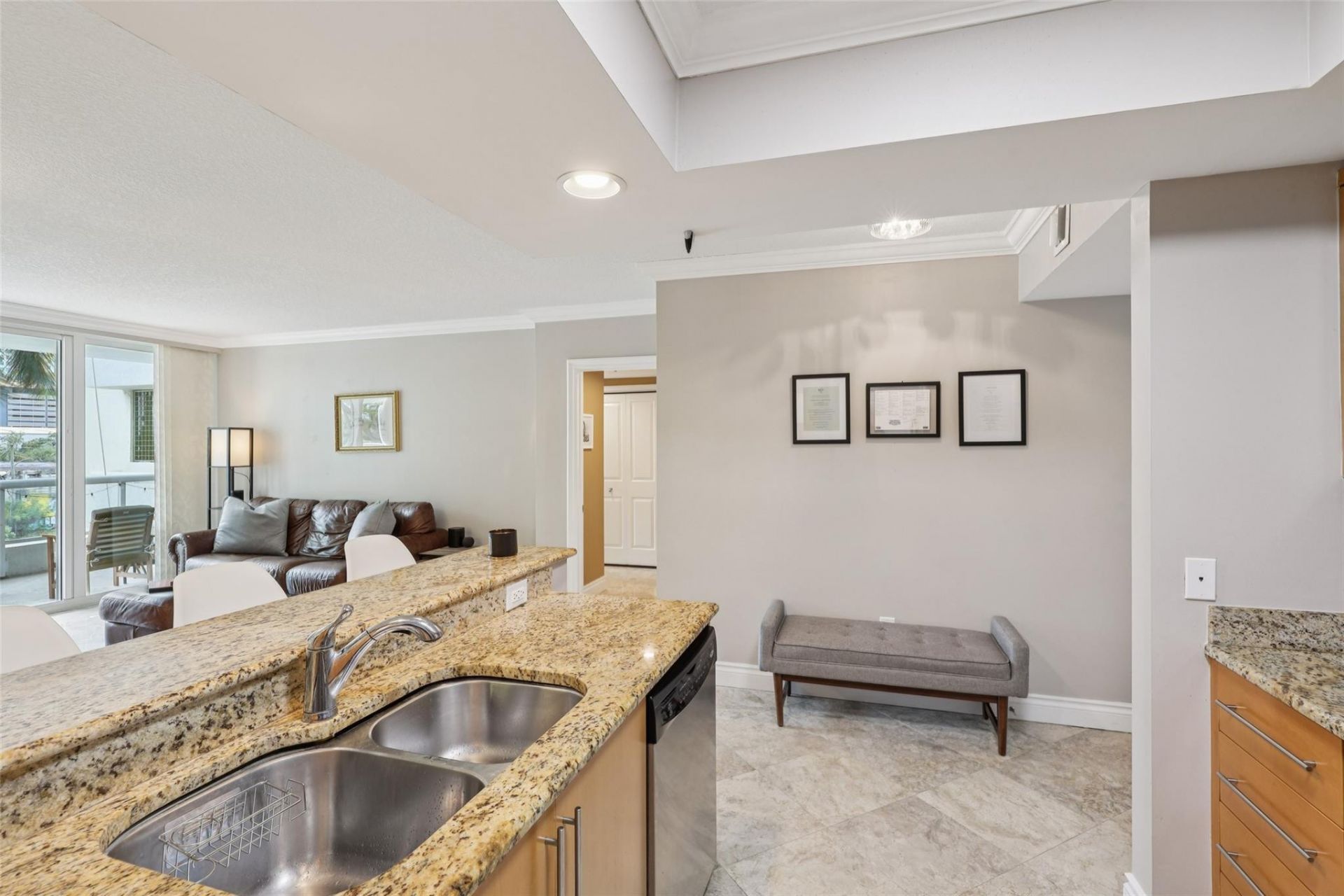 401 SW 4th Avenue, Unit 301, Fort Lauderdale, FL 33315 Photo