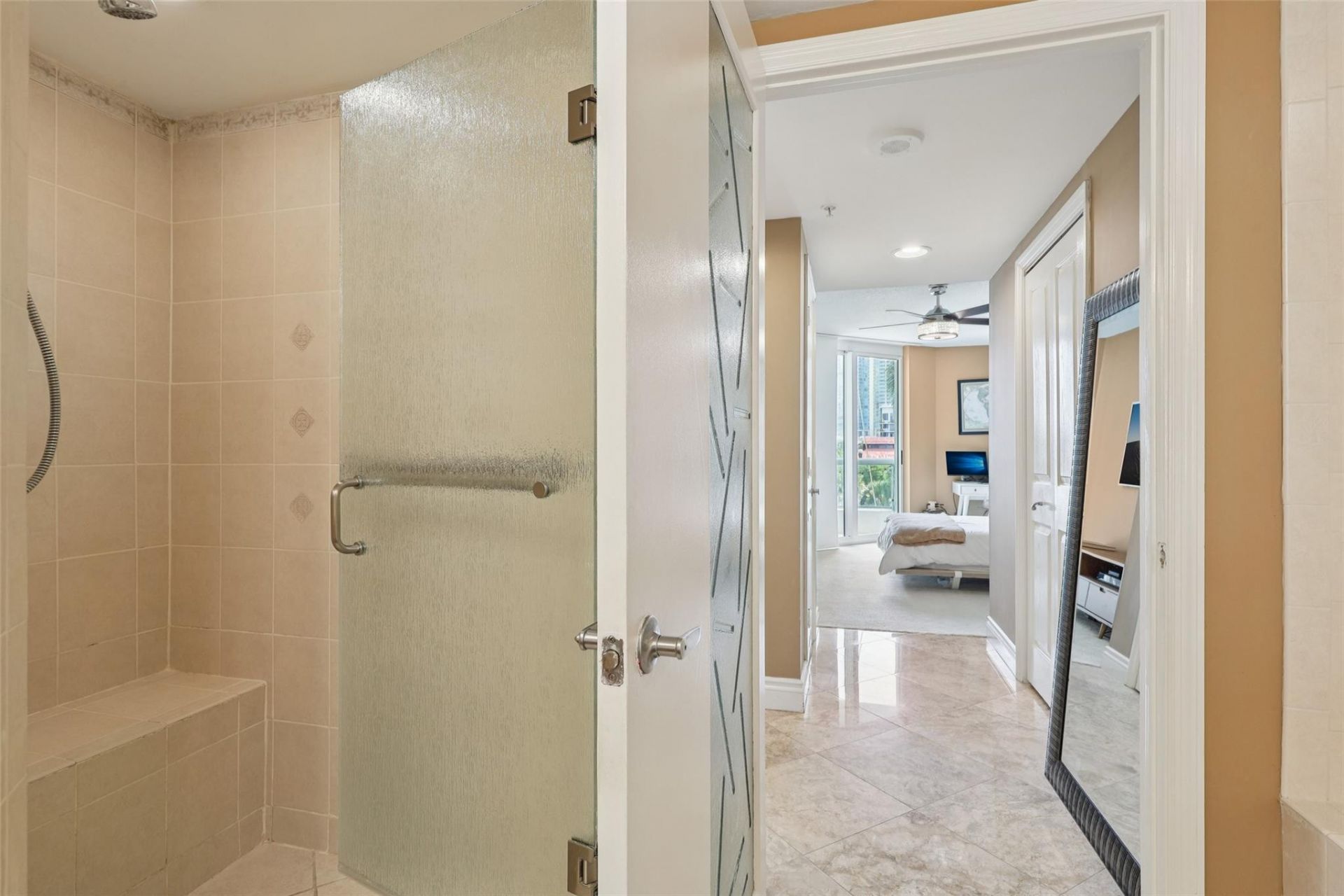 401 SW 4th Avenue, Unit 301, Fort Lauderdale, FL 33315 Photo