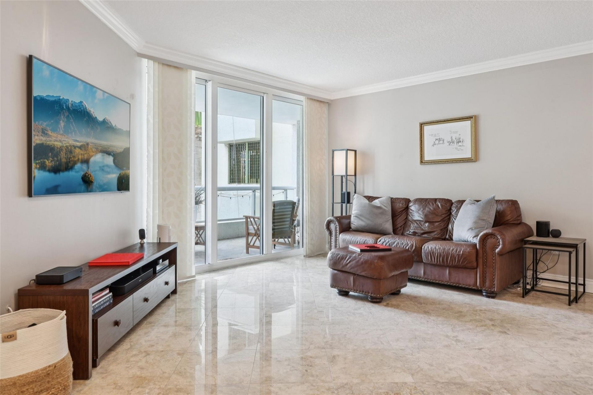 401 SW 4th Avenue, Unit 301, Fort Lauderdale, FL 33315 Photo