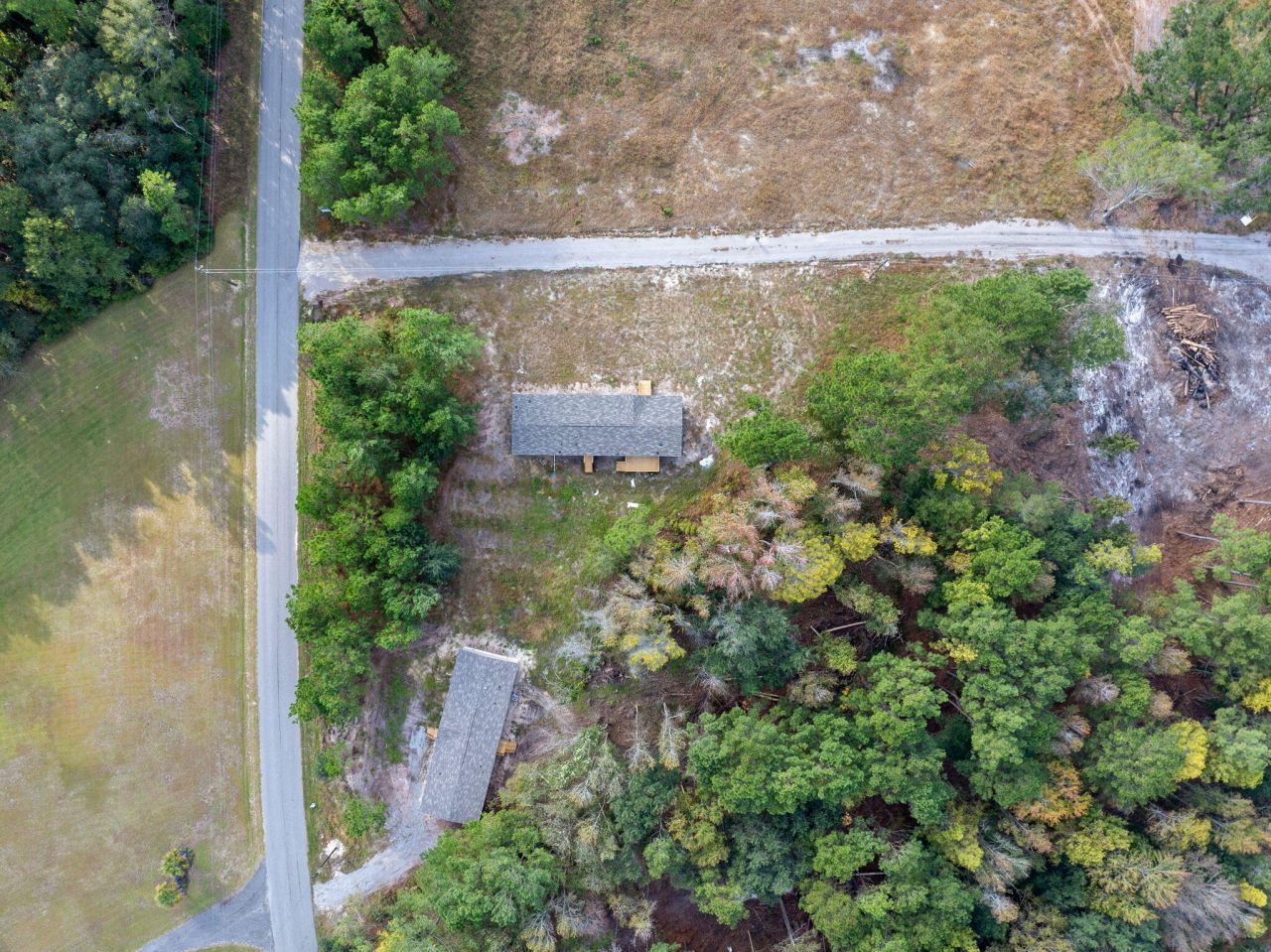 526 Limestone Road Photo 3