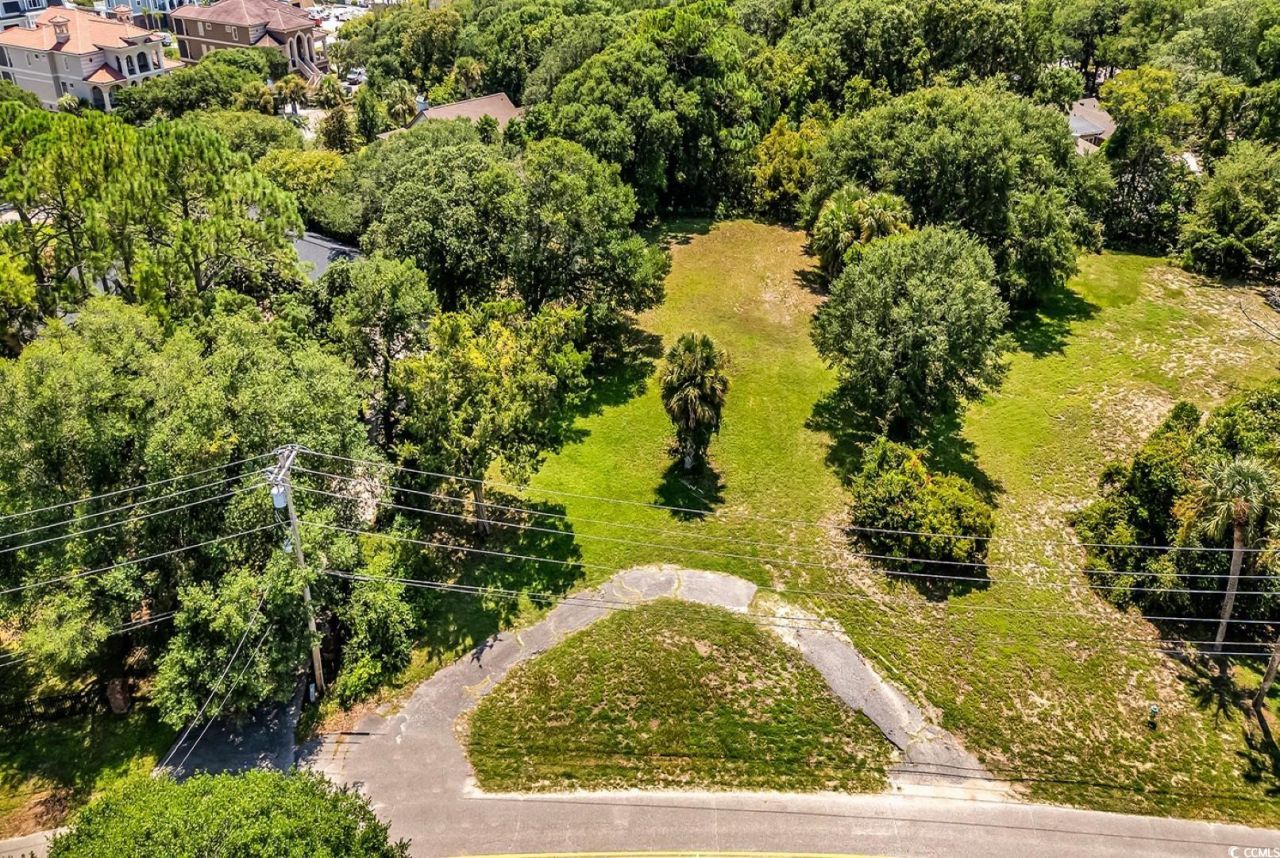 103 Club Dr. Photo 1