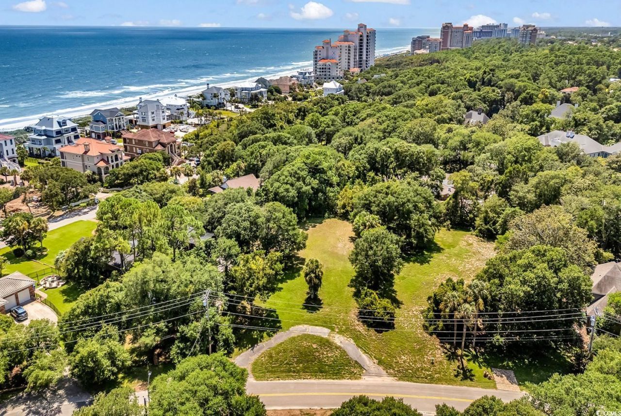 103 Club Dr. Photo 2