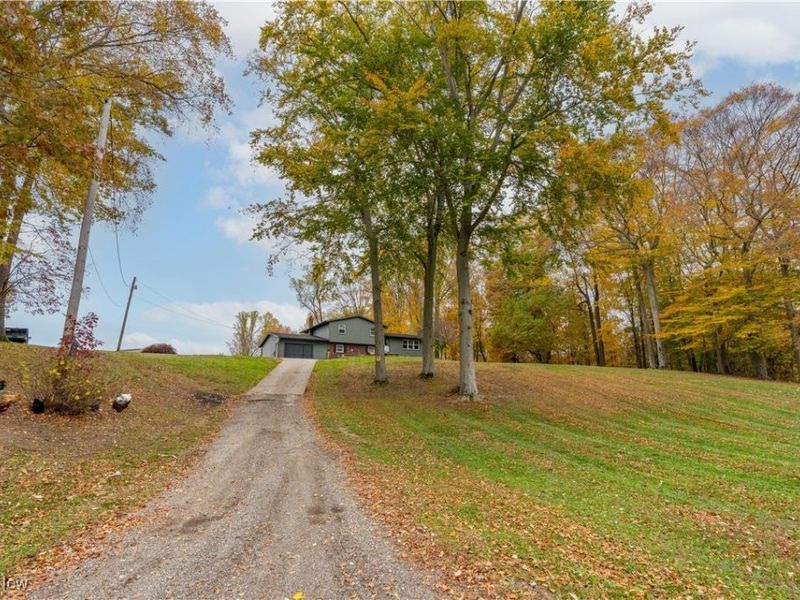 3637 Old Forge Road, Rootstown, OH 44272 Photo 2