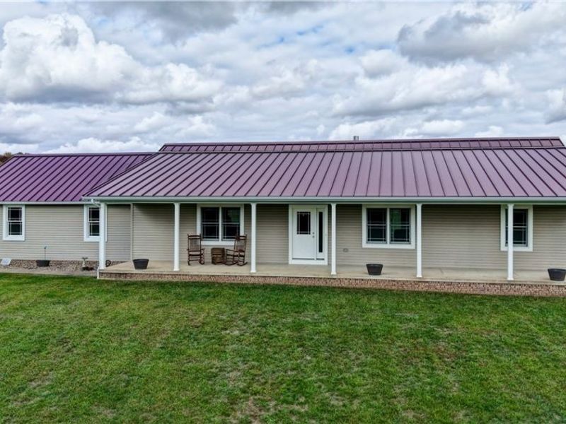 4606 Hardy Ridge Road NW, Dundee, OH 44624 Photo 1