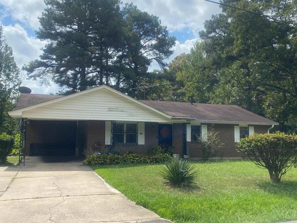 920 E 38Th Ave, Pine Bluff, AR 71601