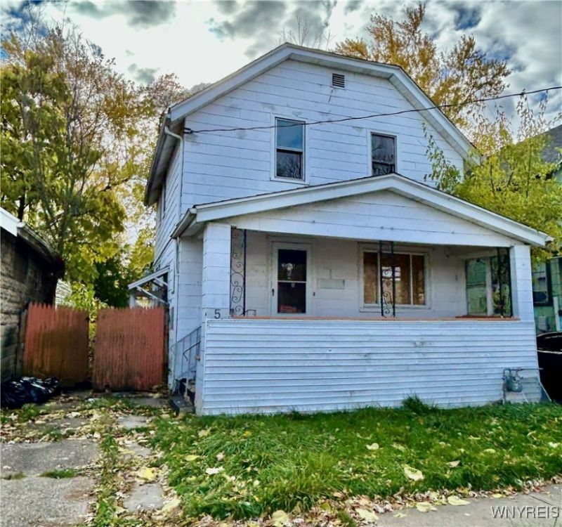 5 Fennimore Avenue, Buffalo, NY 14215 Main Photo
