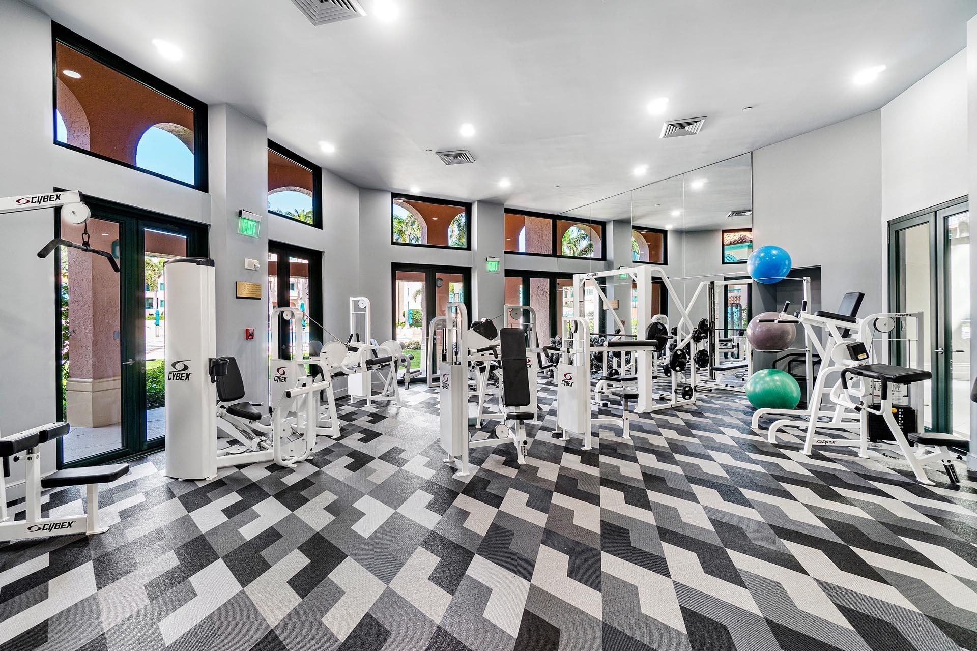 100 SE 5th Avenue, Unit 416, Boca Raton, FL 33432 Photo