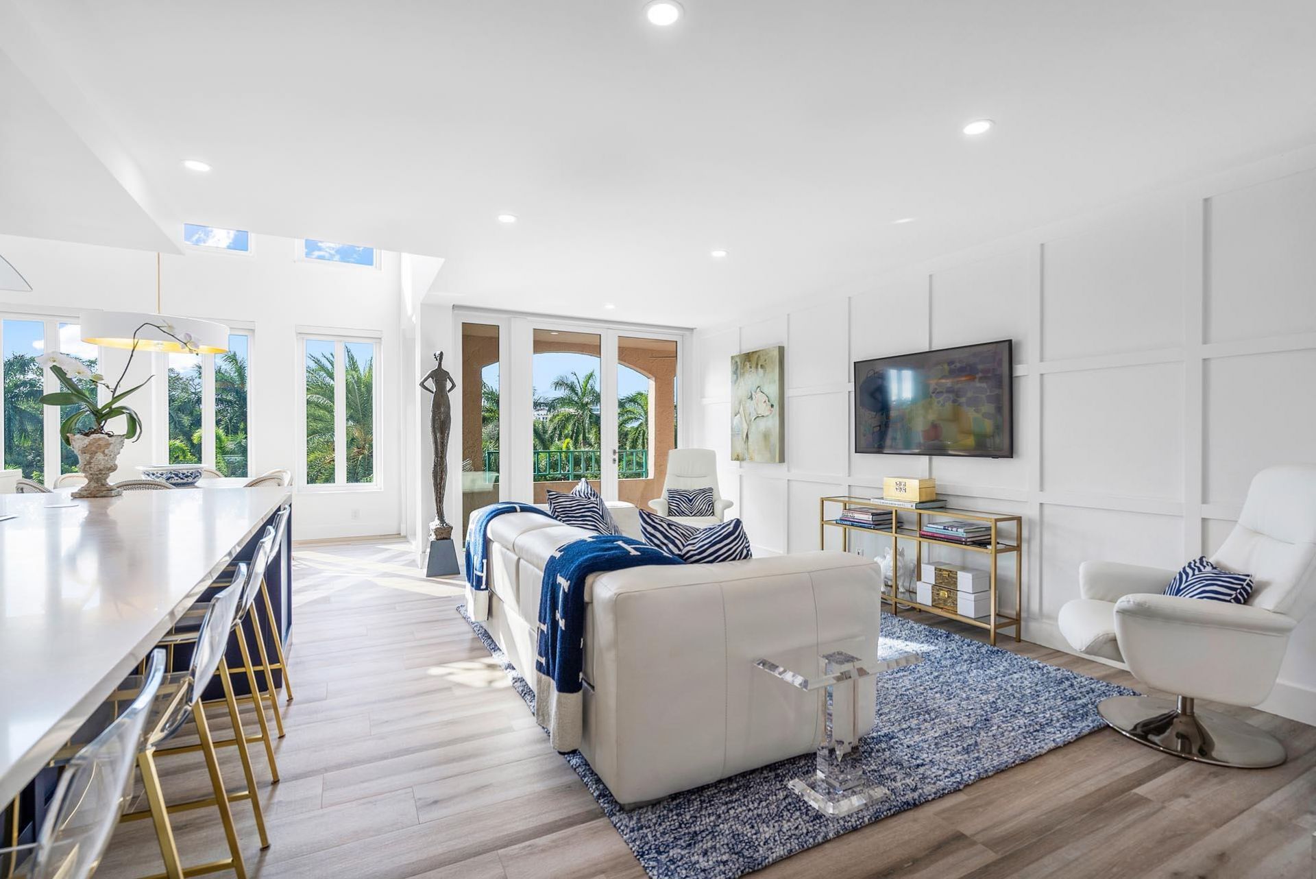 100 SE 5th Avenue, Unit 416, Boca Raton, FL 33432 Photo