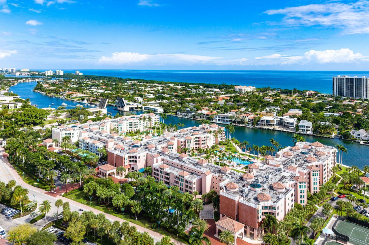 100 SE 5th Avenue, Unit 416, Boca Raton, FL 33432 Photo