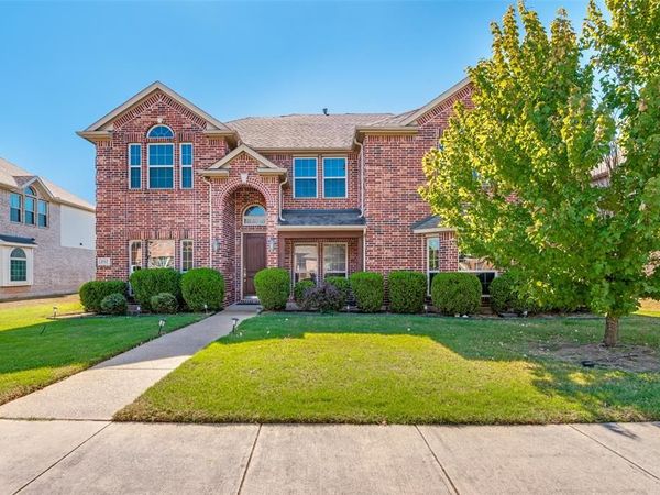 1512 Ruffian Road, DeSoto, TX 75115