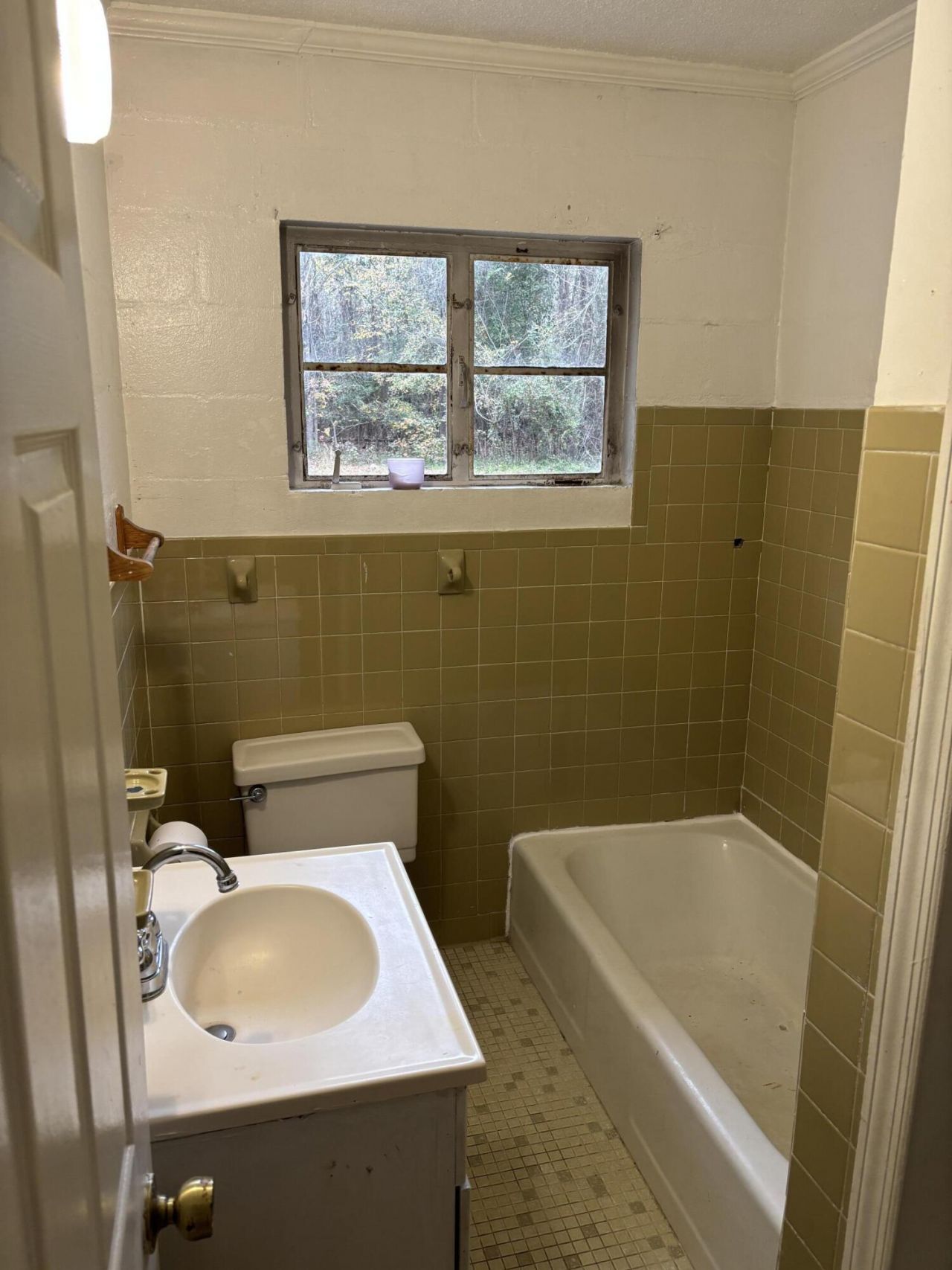 4591 Cameron Road Photo 10