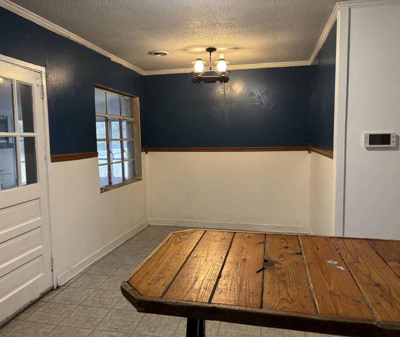 4591 Cameron Road Photo 4