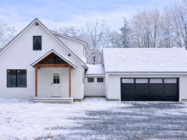 674 Sunny Hill Road, Greenville, NY 12083