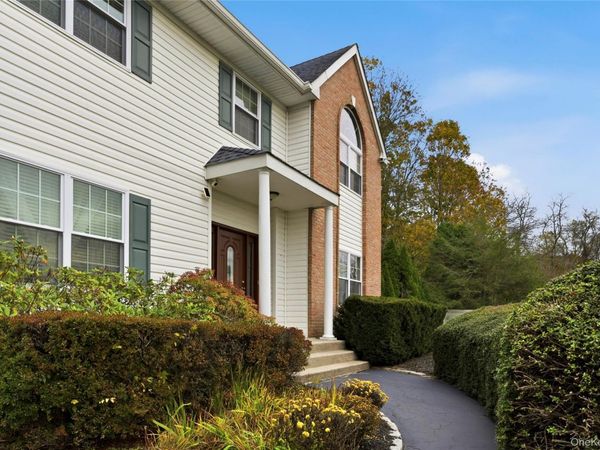 48 Windcrest Drive, Manorville, NY 11949