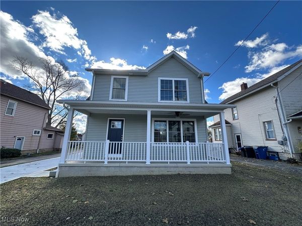 42 E Wilson Street, Struthers, OH 44471