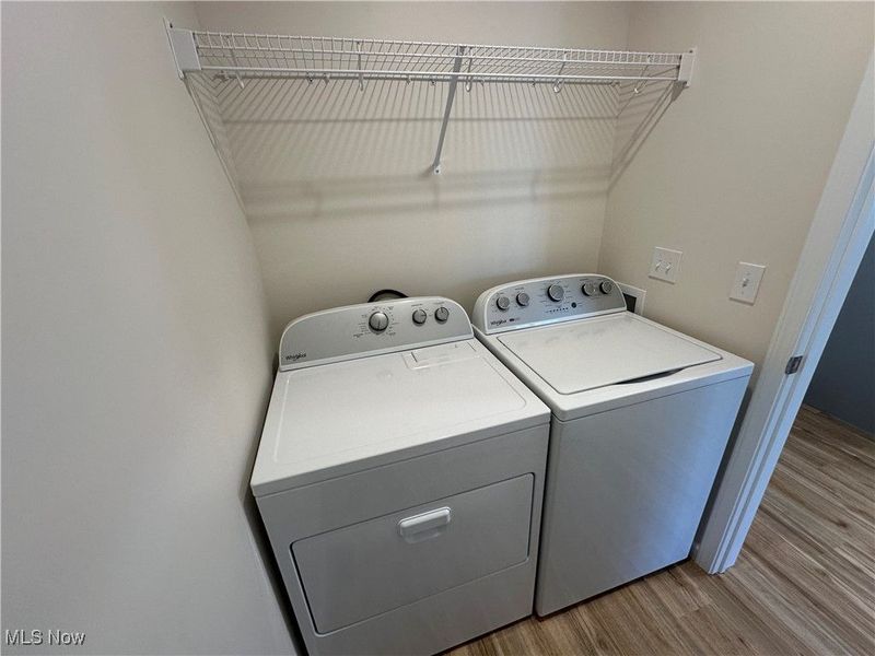 42 E Wilson Street, Struthers, OH 44471 Photo 11