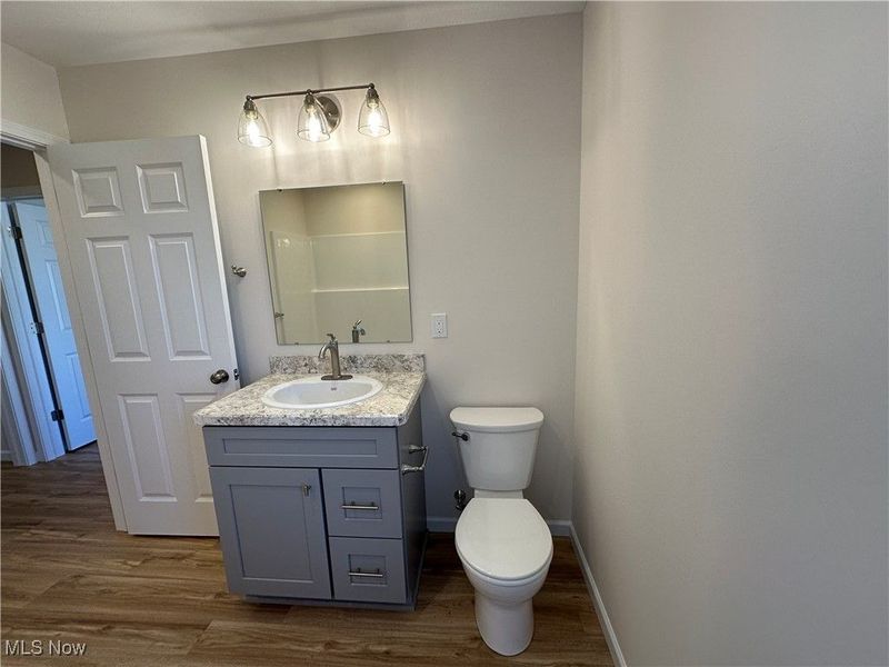 42 E Wilson Street, Struthers, OH 44471 Photo 17