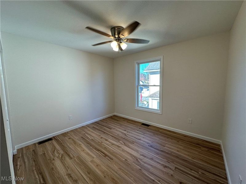 42 E Wilson Street, Struthers, OH 44471 Photo 21