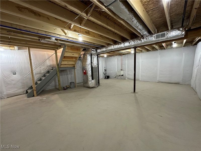 42 E Wilson Street, Struthers, OH 44471 Photo 23