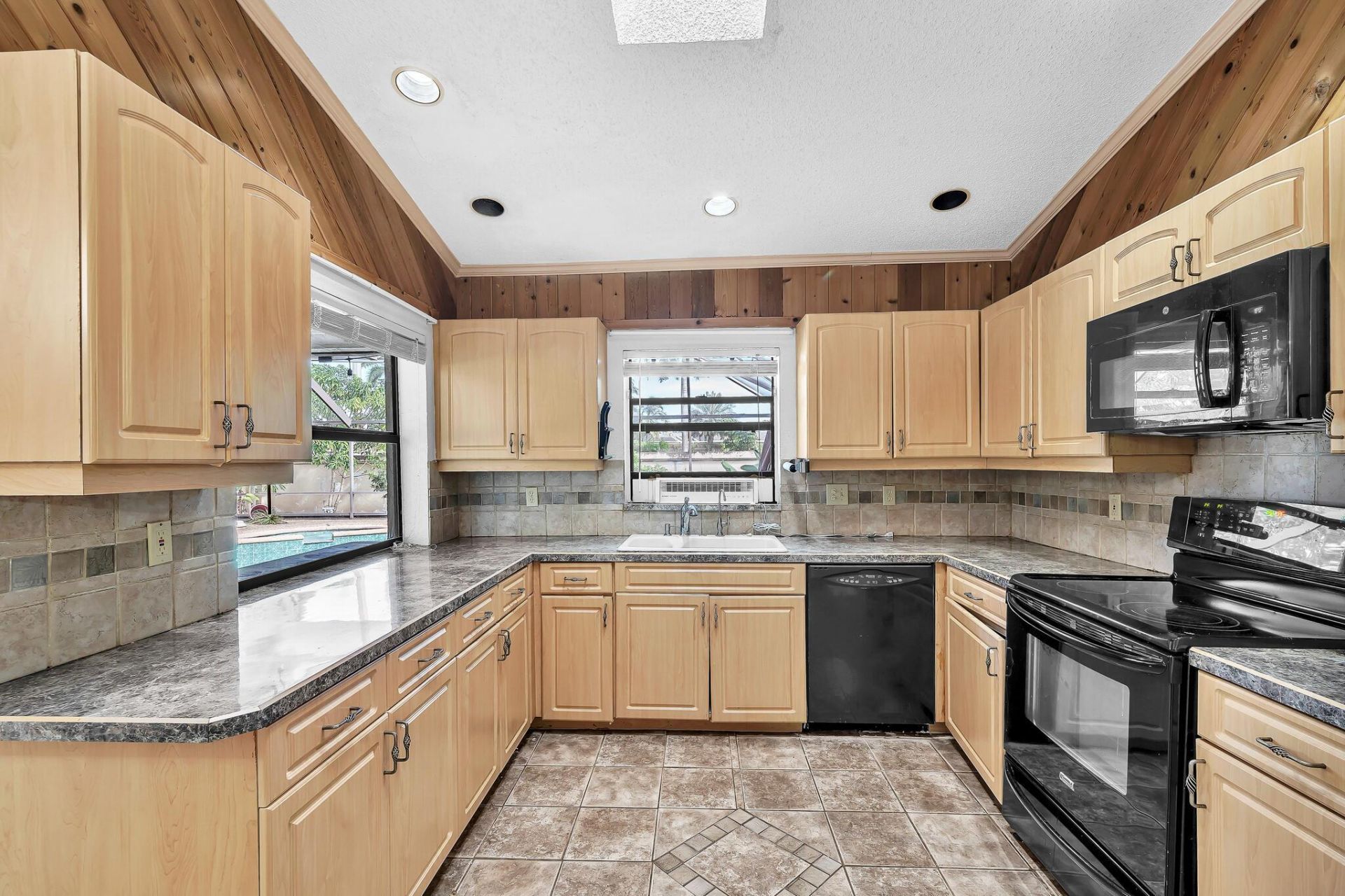 4377 NW 88th Terrace, Coral Springs, FL 33065 Photo