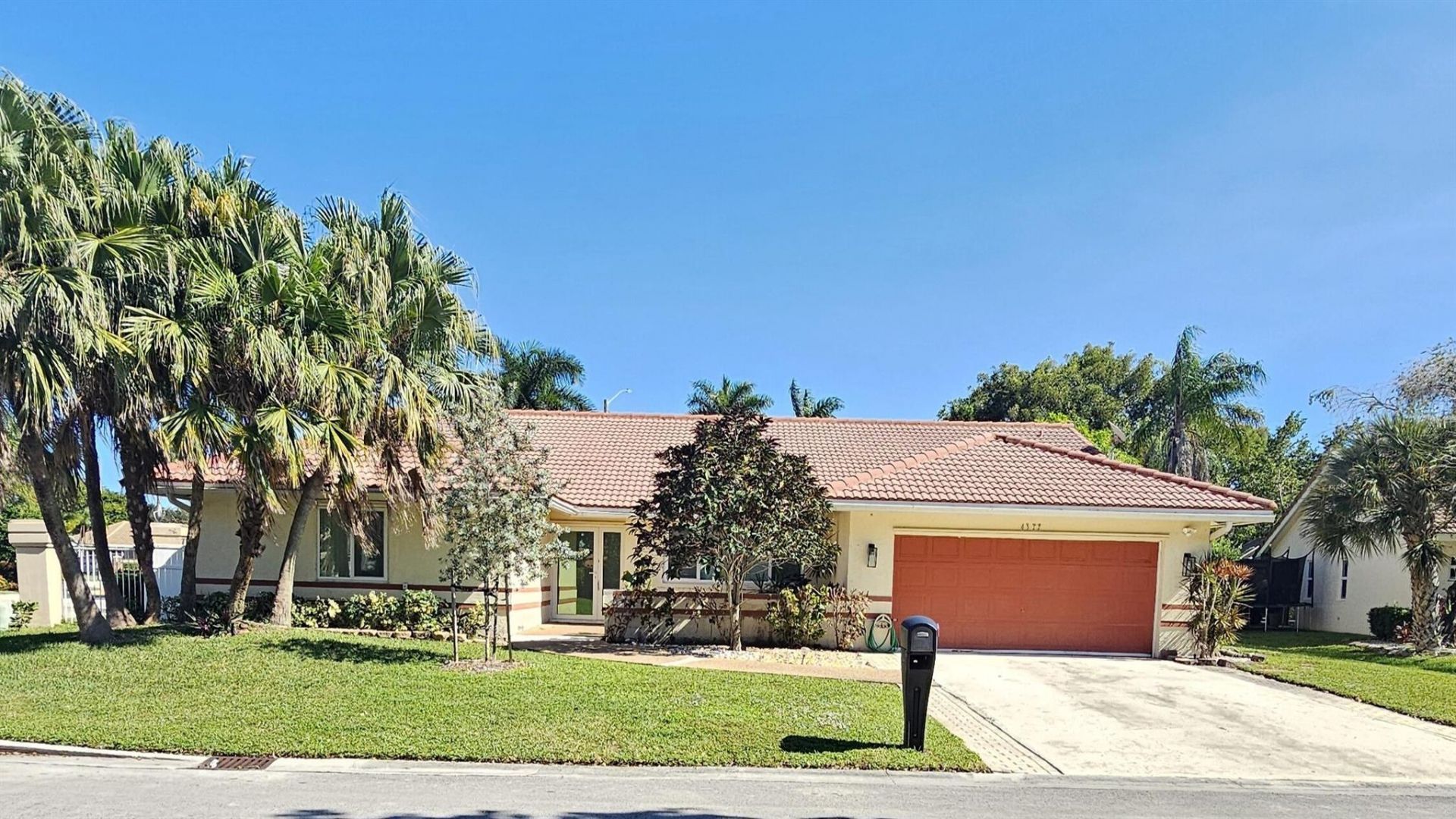 4377 NW 88th Terrace, Coral Springs, FL 33065 Photo