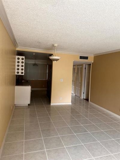 8450 Lagos De Campo Boulevard, Unit 105, Tamarac, FL 33321 Photo