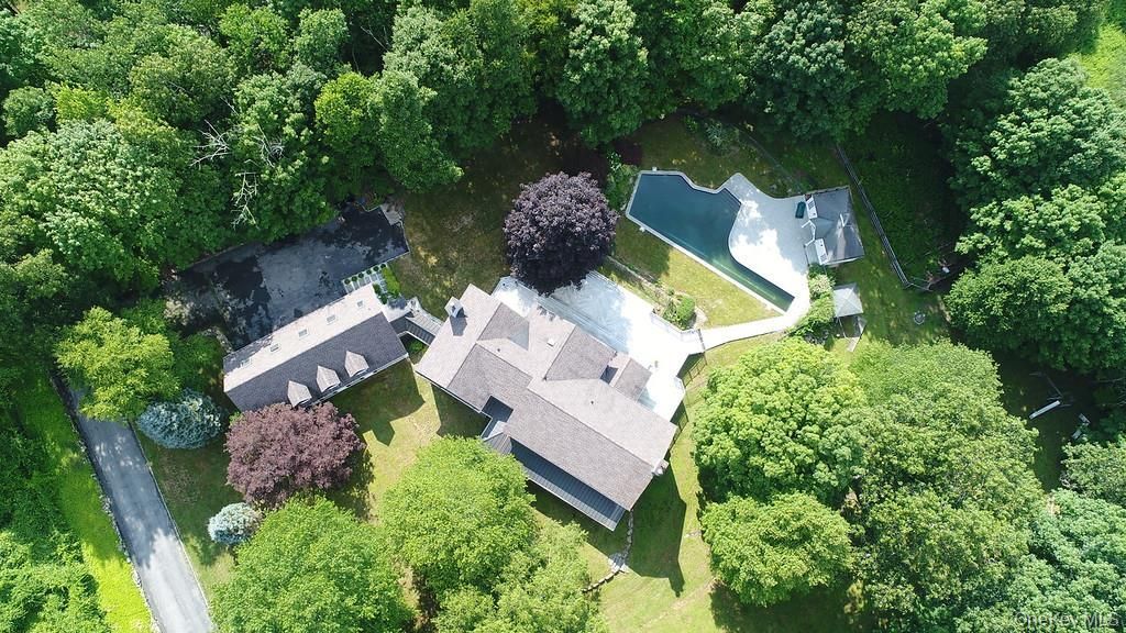 74 Ridgefield Avenue, South Salem, NY 10590 Main Photo