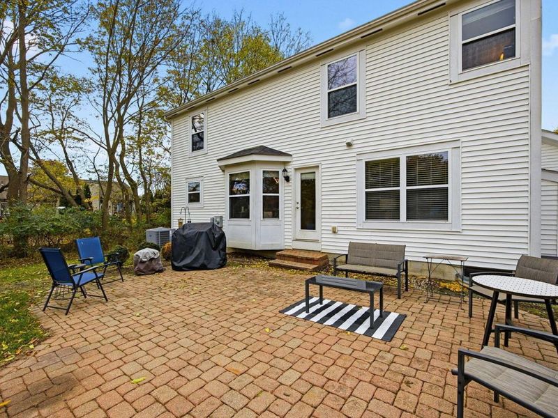 6498 Wyndburne Drive, Dublin, OH 43016 Photo 4