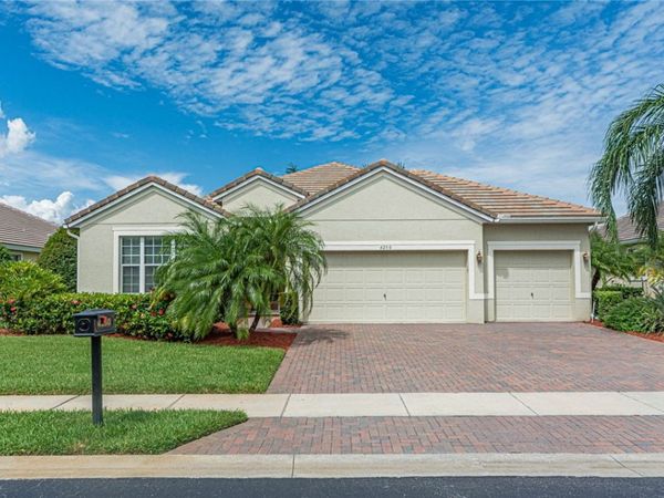 4250 Diamond Square, Vero Beach, FL 32967