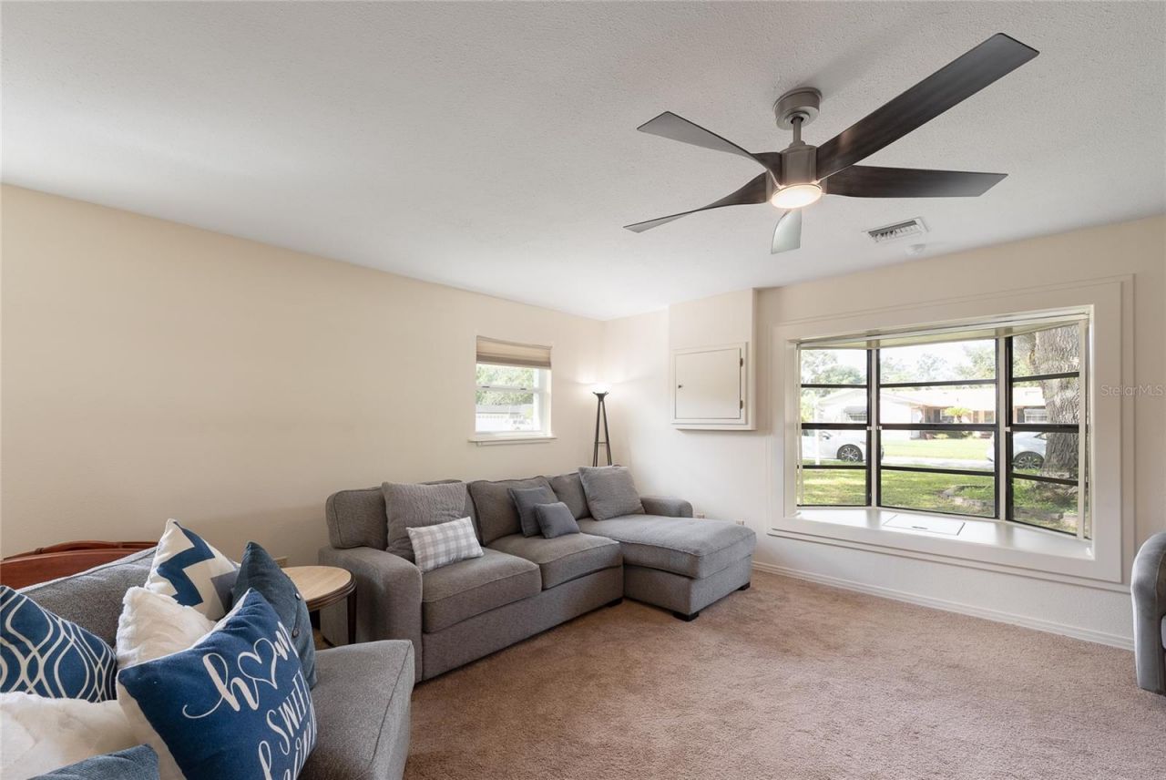 6421 Stockbridge Avenue, Belle Isle, FL 32809 Photo