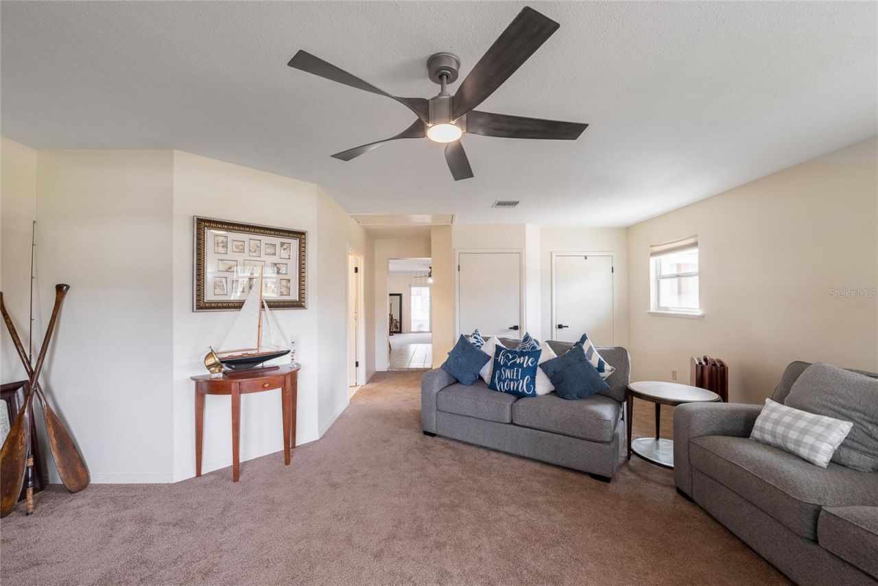 6421 Stockbridge Avenue, Belle Isle, FL 32809 Photo