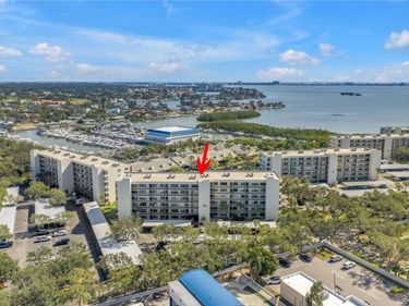 1320 PASADENA AVENUE S, Unit 203, SOUTH PASADENA, FL 33707