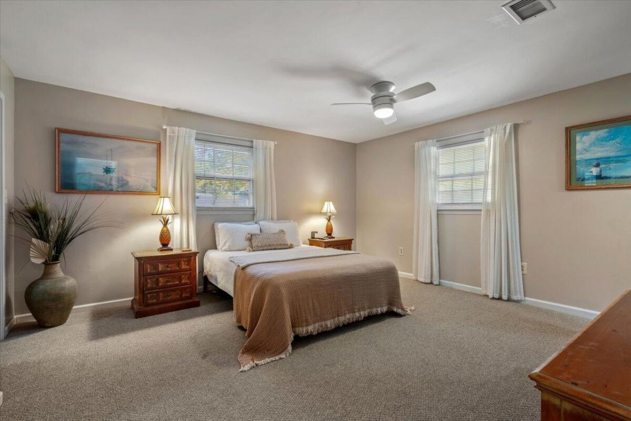 939 Mikell Drive Photo 40