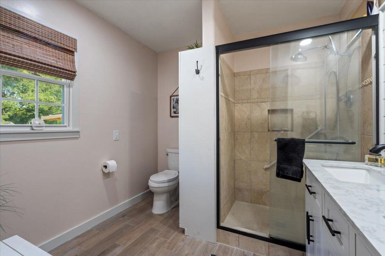 939 Mikell Drive Photo 45