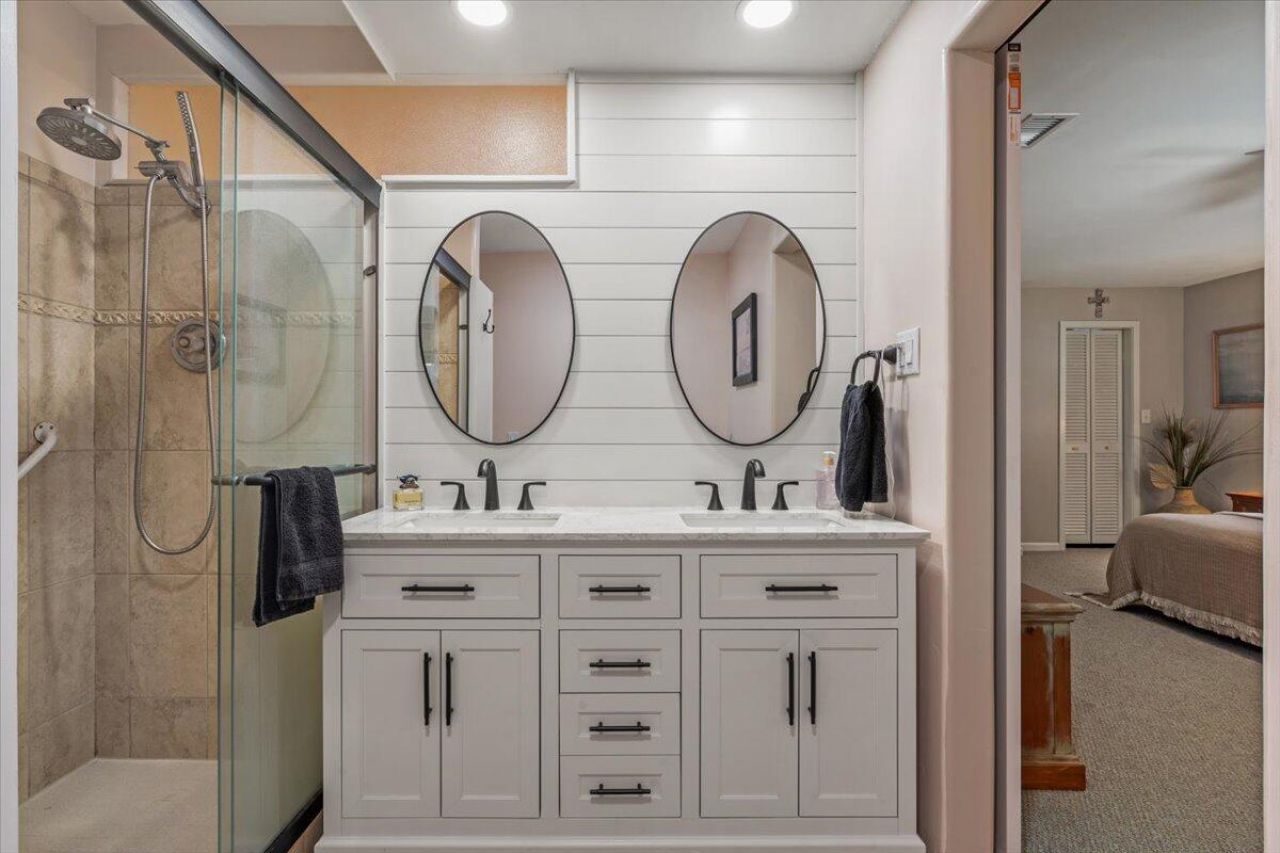 939 Mikell Drive Photo 46