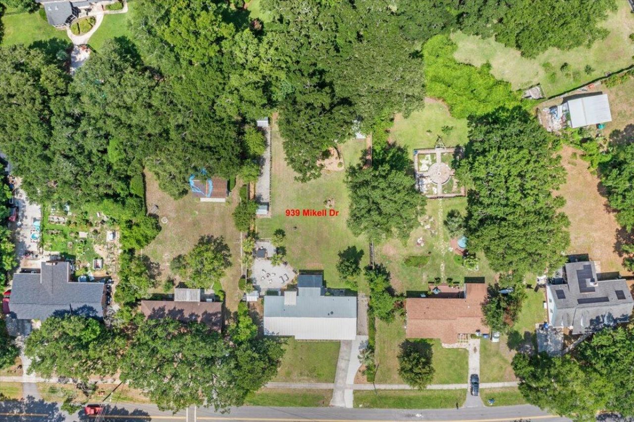939 Mikell Drive Photo 70